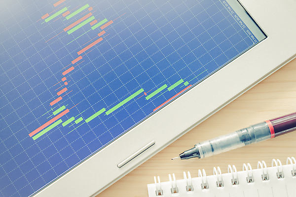 포토 JPG 해외이미지 컨셉 돈 비즈니스 통계 성공 그래프 사람없음 금융 경제 노트북 컴퓨터 사무실 숫자 알약 스크린 모니터 공책 자료 거래 과학기술 정보 수확 성장 계산 주식 분석 무역 외화 투자 상업 이익 공유 회계 경영 마케팅 해외포토 문자 산업 농업 문구용품 기술 전자제품 약 재산 파일형식 이미지허브