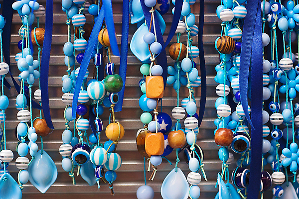 포토 JPG 해외이미지 전통 문화 여행 팔찌 유리 선물 미술 사람없음 장식 파란색 컬러풀 흰색 최고 행운 보호 구슬 심볼 그리스 기념품 마법 칠면조 그리스인 나쁜 미신 부적 아랍어 튀르키예 해외포토 서양인 유럽 아시아 컬러 컨셉 장신구 재질 조류 문화예술 오브젝트 파일형식 이미지허브