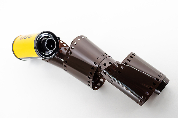 포토 JPG 해외이미지 실내 사람없음 빈티지 오브젝트 흰배경 복고 사진필름 해외포토 백그라운드 컨셉 내부 흰색 필름 파일형식 이미지허브