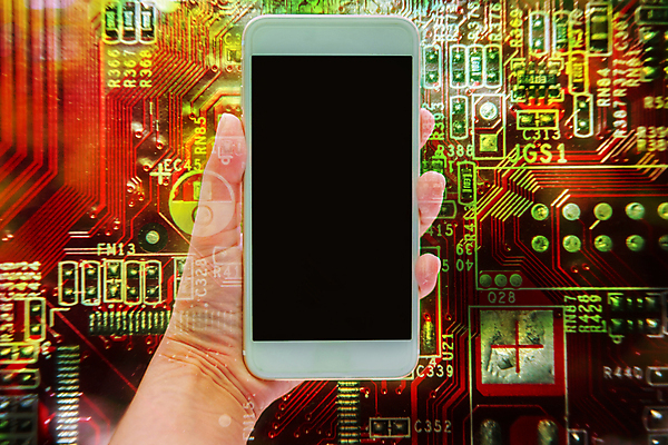 포토 JPG 해외이미지 손 산업 과학 백그라운드 컨셉 인터넷 비즈니스 통신 모바일 아이디어 세포 기술 사람없음 스마트폰 핸드폰 컴퓨터 디지털 스크린 검은색 어둠 공백 장비 터치 정보 흰색 잡기 어플리케이션 연결 전화기 질감 순환 반도체 전자 시스템 보여주기 공학 마더보드 프로세서 하드웨어 해외포토 교육 컬러 모션 신체부위 전자제품 스마트기기 파일형식 이미지허브