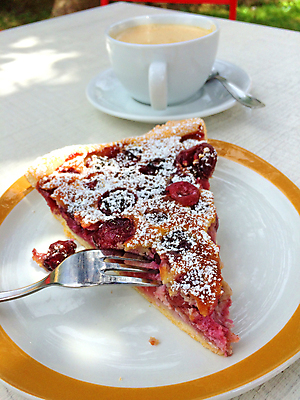 포토 JPG 해외이미지 커피 포크 의자 탁자 디저트 사람없음 컵 케이크 식당 카페 프랑스 달콤 먹기 원예 해외포토 식기 유럽 음료 음식 가구 모션 취미 상점 맛 파일형식 이미지허브