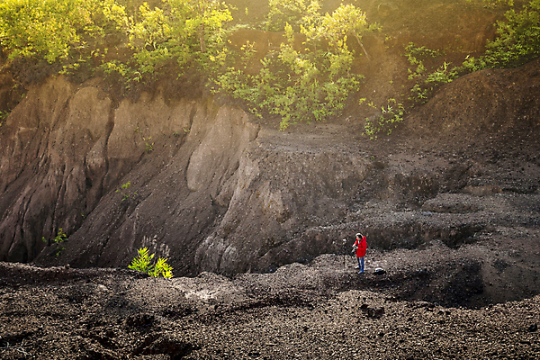 포토 JPG 해외이미지 나무 직업 라이프스타일 여자 남자 실루엣 야생동물 여행 잎 밭 자연 하늘 미술 사람 풍경 성인 취미 사람없음 가로 초록색 파란색 컬러풀 여행객 카메라 디지털 사진촬영 일몰 안개 시골 업무 작업 기자 사진사 그림 예술가 삼각대 프리랜서 해외포토 식물 동물 컬러 농업 날씨 문화예술 촬영기법 생활 전자제품 노을 촬영 작가 생태계 파일형식 이미지허브