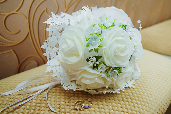 포토 JPG 해외이미지 나무 디자인 커플 꽃 꽃다발 결혼 백그라운드 2 꽃무늬 관계 자연 결혼식 함께함 사랑 미술 사람없음 목재 장식 초록색 컬러풀 장미 유행 금속 흰색 하트 축하 반지 쌍 황금 보석 다발 심볼 다이아몬드 부드러움 약혼 제안 해외포토 모양 식물 감정 컬러 컨셉 무늬 재료 장신구 재질 문화예술 이벤트 감각 광석 생태계 약속 파일형식 이미지허브