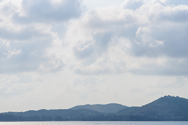 포토 JPG 해외이미지 구름 바다 백그라운드 겨울 패턴 오렌지 자연 벽지 하늘 바람 날씨 산 그림자 풍경 사람없음 야외 여름 파란색 빛 햇빛 태양 평화 우주 환경 맑음 회색 안개 흰색 물방울 그룹 분위기 천국 솜털 산소 오존 수평선 해외포토 자연요소 계절 컬러 컨셉 무늬 과일 원소 생태계 파일형식 이미지허브