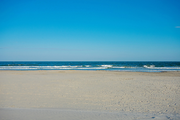 포토 JPG 해외이미지 구름 배너 길 모래 파도 자국 자연 하늘 휴가 휴식 파노라마 어류 사람없음 물 파란색 햇빛 태양 우주 일출 수영 황혼 일몰 놀람 새벽 흰색 만 위험 유혹 모래언덕 장면 북쪽 자취 헤딩 수평선 해외포토 자연요소 감정 바다 컬러 컨셉 촬영기법 표정 노을 축구 수중동물 수상스포츠 방향 언덕 생태계 파일형식 이미지허브