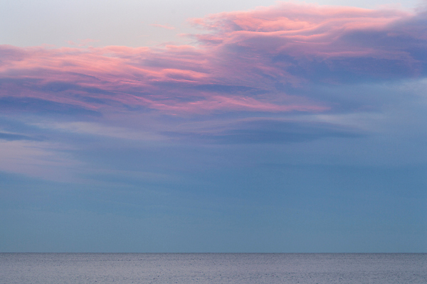 포토 JPG 해외이미지 구름 모래 파도 바다 분홍색 여행 자연 벽지 하늘 풍경 사람없음 야외 물 여름 빛 햇빛 일출 어둠 일몰 스페인 저녁 질감 바르셀로나 수평선 해외포토 자연요소 계절 유럽 컬러 태양 노을 야간 생태계 파일형식 이미지허브