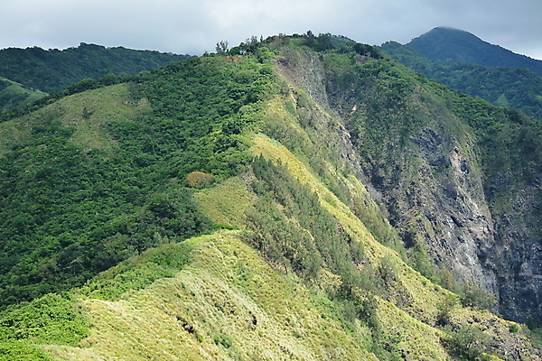 포토 JPG 해외이미지 아시아 파도 바다 여행 자연 산 풍경 사람없음 물 여름 파란색 시골 휴양지 소금 장면 오로라 짠맛 해외포토 자연요소 계절 나라 컬러 자연현상 장소 맛 생태계 파일형식 이미지허브