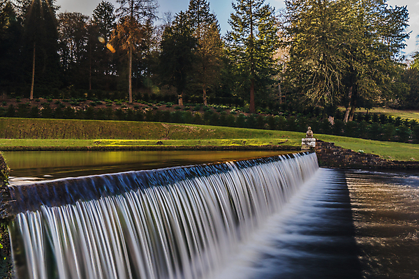 포토 JPG 해외이미지 나무 동물 물결 여행 밭 자연 조류 하늘 휴식 잉글랜드 그림자 풍경 사람없음 야외 초록색 물 파란색 강 햇빛 태양 반사 갈색 평화 걷기 맑음 침묵 봄 폭포 흐름 가을 흰색 시골 개울 그늘 요크셔테리어 백조 주말 북쪽 내추럴 수녀원 파멸 해외포토 자연요소 식물 계절 컬러 컨셉 농업 모션 날씨 영국 소리 테리어 방향 생태계 파일형식 소멸 이미지허브