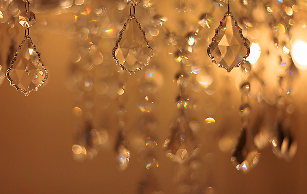 포토 JPG 해외이미지 모양 디자인 백그라운드 크리스마스 패턴 모션 유리 추상 미술 사람없음 내부 장식 빛 파티 우주 검은색 축제 수확 골동품 램프 화려 클래식 고급 우아함 소프트포커스 크리스탈 묘사 만족 복고 보케 샹들리에 다이아몬드 블러 빅토리아 옛날 스타일 해외포토 기념일 감정 컬러 컨셉 무늬 농업 재질 문화예술 조명 촬영기법 이벤트 광석 보석 파일형식 이미지허브