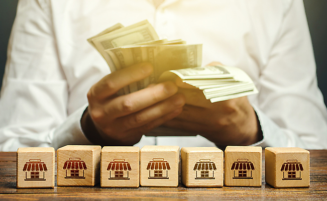 포토 JPG 해외이미지 손 남자 와이셔츠 비즈니스 사업가 한명 상반신 성인 여러개 돈다발 세기 성인남자한명만 나무블록 해외포토 직업 1 다수 셔츠 돈 모션 사람 목재 신체부위 블록 남자한명만 성인남자만 파일형식 이미지허브