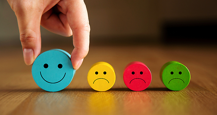 포토 JPG 해외이미지 아이콘 손 행복 얼굴 컨셉 비즈니스 통신 미소 사람없음 공연 최고 체험 선택 고객 서비스 사인 만족 긍정 추천 순위 평가 의견 이모티콘 리뷰 마케팅 반응 해외포토 감정 표정 이벤트 신체부위 파일형식 이미지허브