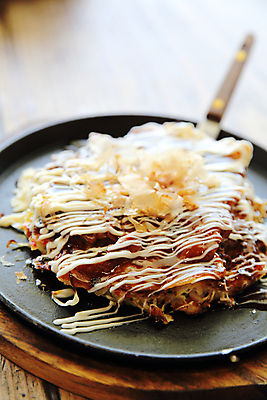 포토 JPG 해외이미지 실내 사람없음 아웃포커스 오코노미야끼 일본음식 해외포토 음식 촬영기법 내부 파일형식 이미지허브