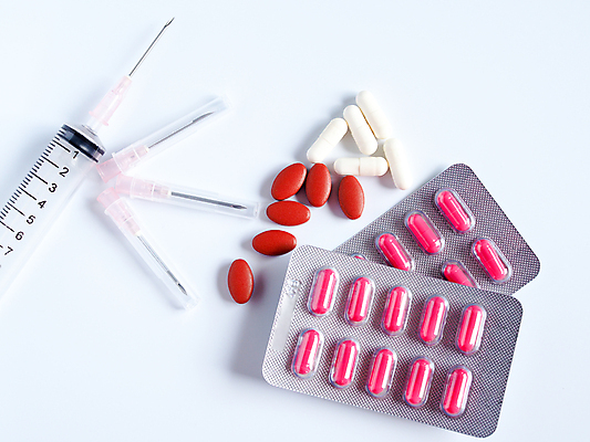 포토 JPG 해외이미지 동물 과학 백그라운드 건강 병원 주사기 사람없음 치료 반려동물 알약 약 고양이 고통 장비 의사 흰색 액체 바이러스 개 질병 약국 예방 감염 주사약 테라피 해결 중독 수의사 돌봄 면역력 백신 복용 예방접종 진통제 항생제 해외포토 감정 컬러 포유류 의학 의료기기 모션 뷰티 의료진 접종 파일형식 이미지허브