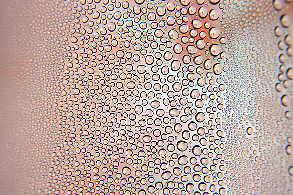 포토 JPG 해외이미지 모양 계절 백그라운드 추상 사람없음 물 빛 반사 젖음 흐름 추위 물방울 신선 얼룩 원형 투명 액체 떨어짐 매끈함 수분 빗방울 질감 광택 잔물결 해외포토 자연요소 도형 물결 컨셉 무늬 감각 비_날씨 파일형식 이미지허브