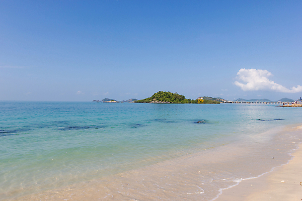 포토 JPG 해외이미지 구름 아시아 모래 파도 바다 섬 여행 백그라운드 태국 자연 하늘 휴가 휴식 풍경 사람없음 야외 물 여름 파란색 햇빛 태양 흰색 분위기 해외포토 자연요소 계절 나라 컬러 컨셉 생태계 파일형식 이미지허브