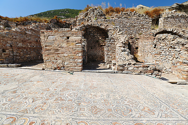 포토 JPG 해외이미지 여행 건축양식 사람없음 역사 폐허 박물관 모자이크 칠면조 그리스인 고고학 로마인 옛날 파멸 튀르키예 해외포토 서양인 교육 건축 아시아 컨셉 조류 인종 파일형식 소멸 이미지허브