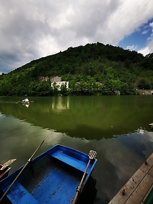 포토 JPG 해외이미지 나무 구름 행복 호수 얼굴 백그라운드 인터넷 신체 우산 비즈니스 가족 자동차 하늘 산 서기 사람 앉기 풍경 사람없음 야외 물 강 사무실 반사 방 보트 그룹 승차 작음 큼 주차 사인 돌봄 옛날 해외포토 자연요소 식물 감정 육상교통 배_교통 관계 모션 신체부위 크기 파일형식 이미지허브