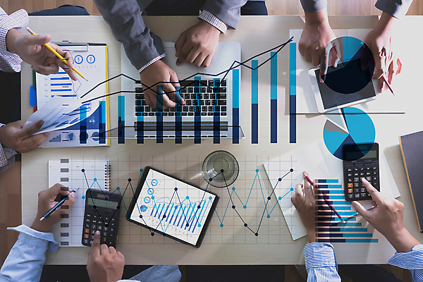포토 JPG 해외이미지 남자 선 여행 컨셉 일러스트 비즈니스 사업가 통신 통계 그래프 직장 사람 사람없음 그래픽 금융 사무실 판매 디지털 자료 정보 성장 흰색 업무 비즈니스우먼 계획 대표 예측 고객 분석 보고서 리더 수익 계기판 계좌 마케팅 해외포토 직업 여자 컬러 회사 경제 작업 직장인 파일형식 이미지허브