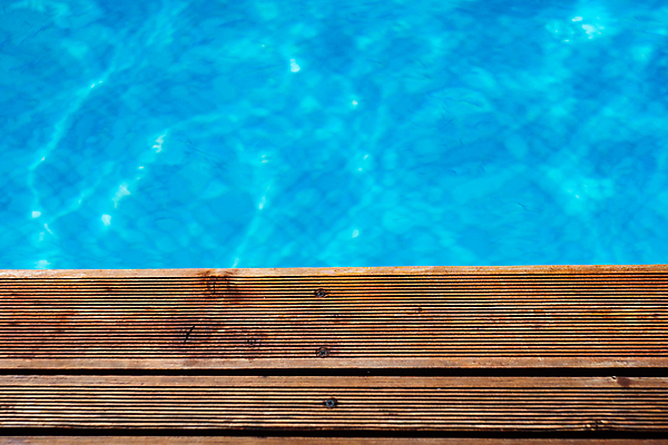 포토 JPG 해외이미지 꽃 안경 모래 파도 바다 여행 백그라운드 신발 컨셉 자연 하늘 날씨 휴가 휴식 슬리퍼 따뜻함 풍경 해변 사람없음 목재 물 여름 파란색 수건 선글라스 햇빛 유행 항구 맑음 수영 침묵 샌들 쌍둥이 휴양지 비치웨어 해외포토 자연요소 나무 식물 잡화 옷 계절 컬러 재료 가족 교통시설 위생용품 태양 소리 장소 수상스포츠 생태계 파일형식 이미지허브