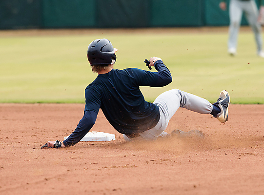 포토 JPG 해외이미지 주간 전신 남자 청소년 한명 야외 뒷모습 10대 야구 타자 야구모자 야구복 야구장 슬라이딩 십대남자한명만 해외포토 자연요소 모자_잡화 1 뷰포인트 스포츠시설 사람 운동복 구기 야구용품 야구선수 남자한명만 십대남자만 파일형식 이미지허브