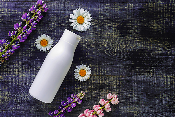 포토 JPG 해외이미지 꽃 얼굴 컨셉 신체 재료 자연 건강 사람없음 치료 약 라벨 스파 목욕 화장품 공백 욕실 신선 상품 정상 컨테이너 허브 세제 피부 크림 유기농 로션 패키지 아로마테라피 테라피 내추럴 돌봄 바디케어 에센스 캐모마일 핸드메이드 브랜딩 해외포토 식물 웰빙 산업 의학 모션 프레임 신체부위 뷰티 청결 생태계 파일형식 이미지허브