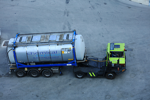 포토 JPG 해외이미지 시계 여행 교통시설 거리 안테나 사람없음 야외 건물 여름 강 하이앵글 도시풍경 미국 도시 만 보트 시장 강가 포르투갈 북쪽 포트 브라질 남쪽 나루 드론 랜드마크 식민지 옛날 조감도 브라질사람 해외포토 건축물 계절 유럽 뷰포인트 교통 북아메리카 배_교통 통신 풍경 남아메리카 방향 시설 파일형식 이미지허브