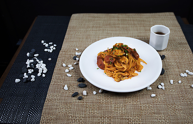 포토 JPG 해외이미지 전통 접시 아시아 문화 음식 백그라운드 다이어트 채소 탁자 밥 양파 새우 육류 어류 요리 동양인 사람없음 목재 장식 식당 일본 식사 저녁식사 치킨 초밥 샐러드 회 흰색 신선 뜨거움 막대기 닫기 맛 고추냉이 해산물 메뉴 날것 아보카도 점심식사 스타일 해외포토 나무 식기 나라 컬러 가구 컨셉 과일 식재료 재료 모션 건강 갑각류 인종 상점 수중동물 양념 닭고기요리 일본음식 파일형식 이미지허브