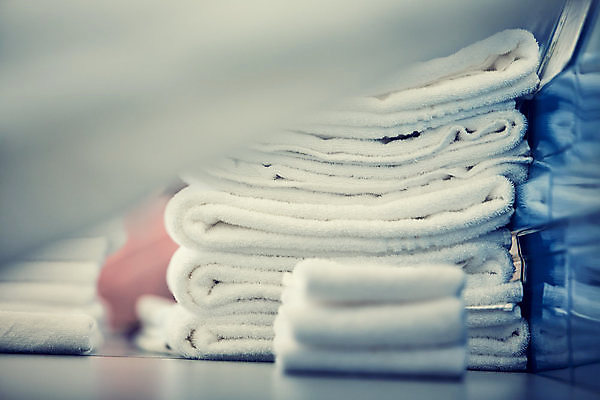 포토 JPG 해외이미지 산업 백그라운드 호텔 건조 사람없음 빨간색 쌓기 이불 식탁보 흰색 침대 직물 면 그룹 빨래 질감 시트 흙더미 세탁소 접기 많음 해외포토 컬러 가구 컨셉 가사 침구 모션 숙소 흙 파일형식 더미 이미지허브