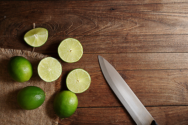 포토 JPG 해외이미지 음료 음식 조각 백그라운드 과일 자연 탁자 귤 건강 사람없음 목재 초록색 갈색 신선 칵테일 정상 레몬 슬라이스 라임 쿠바 모히토 숙성 해외포토 나무 컬러 가구 재료 주류 중앙아메리카 생태계 파일형식 이미지허브
