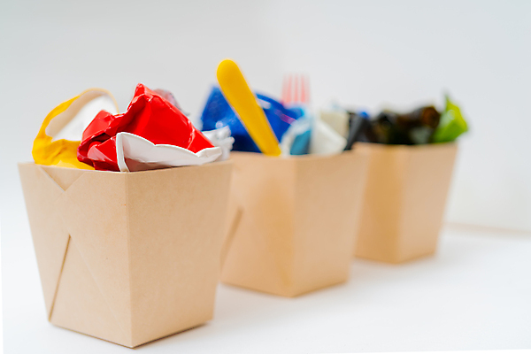 포토 JPG 해외이미지 종이 백그라운드 컨셉 유리 사람없음 환경 금속 재활용 쓰레기통 쓰레기 폐기물 컨테이너 플라스틱 거절 수집 에코 생태계 문제 낭비 생태학 해외포토 교육 산업 재질 친환경 파일형식 이미지허브