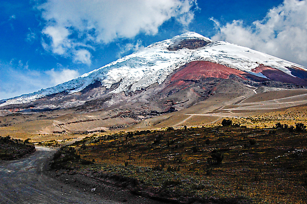 포토 JPG 해외이미지 나무 구름 공원 도로 여행 백그라운드 자연 하늘 산 풍경 사람없음 야외 얼음 미국 바위 흰색 행운 정상 라틴아메리카 땅 고도 언덕 빙하 화산 에콰도르 원뿔 빛망울 전국 절정 해외포토 자연요소 도형 식물 공공시설 길 컬러 컨셉 북아메리카 교통시설 아메리카 빛 돌_바위 남아메리카 생태계 파일형식 이미지허브