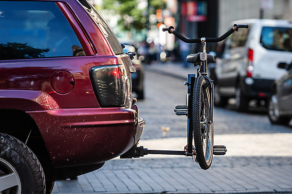 포토 JPG 해외이미지 라이프스타일 여행 백그라운드 컨셉 가족 교통시설 자동차 휴가 산 거리 안전 사람없음 야외 옆모습 빨간색 자전거 운전 짐 도시 승차 소프트포커스 순환 보안 고정 적재 바이킹 신발장 오프로드 해외포토 육상교통 뷰포인트 컬러 교통 관계 모션 촬영기법 생활 바이크 시설 파일형식 이미지허브