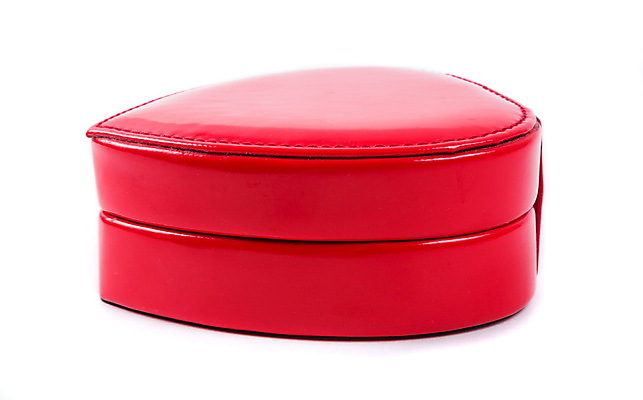 포토 JPG 해외이미지 모양 기념일 결혼 백그라운드 크리스마스 포장 추상 휴가 새로움 발렌타인데이 선물 사랑 사람없음 장식 빨간색 선물상자 쇼핑 상자 라벨 축제 놀람 덮개 흰색 하트 축하 인사 반지 오픈 생일 보석 오브젝트 활 배지 수납 고립 해외포토 감정 컬러 컨셉 무늬 장신구 데이이벤트 프레임 표정 이벤트 뚜껑 예절 광석 파일형식 이미지허브