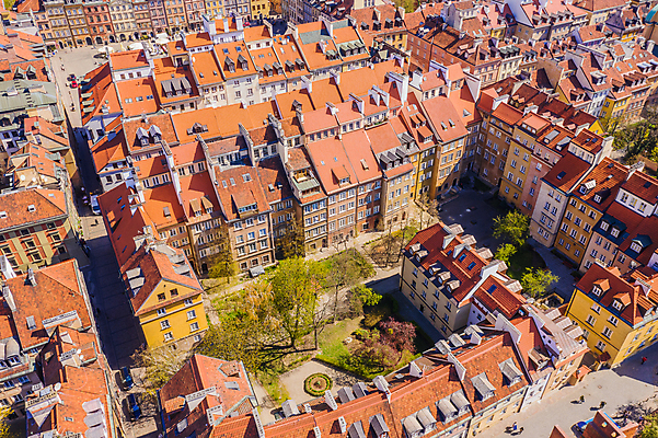 포토 JPG 해외이미지 전통 유럽 여행 건축양식 창문 하늘 거리 아파트 사람 사람없음 건물 여름 도시풍경 컬러풀 조각상 식당 황혼 조약돌 도시 중세 횡단보도 도심 군중 옥상 분수 타운 인어 폴란드 구시가지 명승지 옛날 조감도 바르샤바 해외포토 건축물 계절 건축 나라 컬러 주택 풍경 조형물 상점 일몰 돌_바위 역사 보행로 파일형식 이미지허브