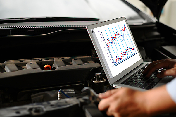 포토 JPG 해외이미지 백인 직업 손 배너 남자 백그라운드 비즈니스 자동차 노동자 관리 사람 성인 사람없음 가로 파란색 노트북 컴퓨터 힘 공구 스패너 업무 작업실 수리 아래 오브젝트 서비스 고정 엔진 정비공 해결 모터 유지 거짓말 옛날 자동 조작 차고 해외포토 서양인 육상교통 컬러 신체부위 전자제품 도구 작업 기술자 방향 위치 파일형식 이미지허브