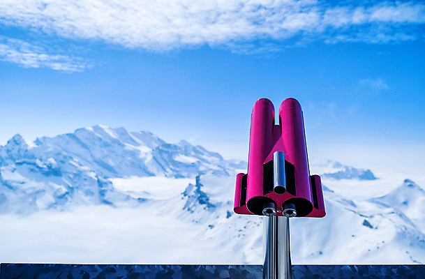 포토 JPG 해외이미지 응시 유럽 바다 섬 여행 백그라운드 컨셉 자연 하늘 휴가 산 거리 파노라마 풍경 사람없음 물 파란색 도시풍경 여행객 금속 동전 쌍안경 망원경 관찰 도시 스페인 확대 옥상 지중해 시력 비전 바르셀로나 단상 옛날 수평선 해외포토 자연요소 시선 나라 컬러 돈 모션 재질 촬영기법 사람 생태계 파일형식 이미지허브