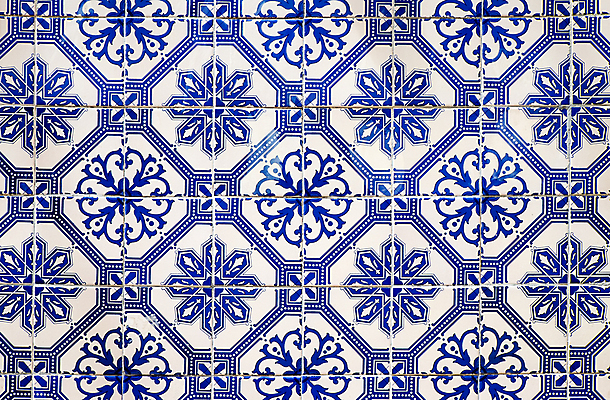 포토 JPG 해외이미지 전통 디자인 외관 벽 백그라운드 꽃무늬 패턴 건축양식 추상 바닥 주택 미술 사람없음 건물 장식 파란색 컬러풀 수확 골동품 덮개 도자기 포르투갈 타일 묘사 질감 정사각형 심플 예술가 모자이크 수공예 리스본 엘리먼트 옛날 해외포토 도형 건축물 건축 꽃 유럽 컬러 무늬 농업 문화예술 뚜껑 공예 파일형식 이미지허브