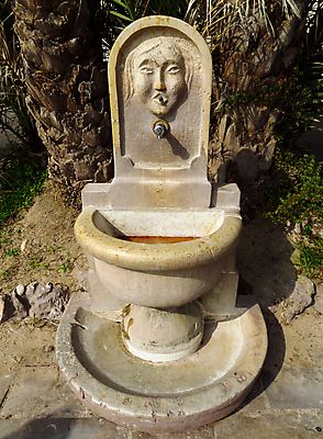 포토 JPG 해외이미지 전통 유럽 문화 음료 여행 건축양식 미술 사람없음 야외 물 봄 프랑스 수확 골동품 마시기 중세 분수 복고 일반 프랑스어 옛날 스타일 해외포토 자연요소 문자 계절 건축 나라 농업 모션 문화예술 역사 파일형식 이미지허브