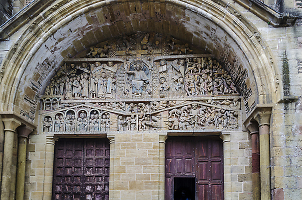 포토 JPG 해외이미지 종교 조각 여행 건축양식 휴가 미술 풍경 사람없음 야외 강 도시풍경 교회 여행객 마을 프랑스 골동품 짐 도시 중세 역사 안심 보물 서명 방법 수녀원 스타일 해외포토 건축 유럽 종교건축 문화예술 육류 사람 건물 파일형식 이미지허브