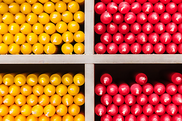 포토 JPG 해외이미지 모양 기념일 백그라운드 패턴 촛불 가정 불 추상 선반 종류 미술 사람없음 장식 빨간색 빛 컬러풀 노란색 세일 상점 화목 가전제품 축하 생일 막대기 시장 선택 수집 배열 가득함 촛대 상업 매듭 향기 연소 줄서기 많음 막 해외포토 자연요소 컬러 가구 컨셉 무늬 초 모션 문화예술 이벤트 냄새 파일형식 이미지허브