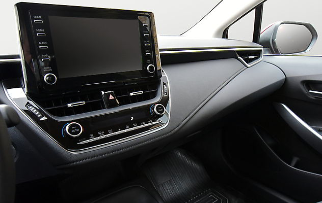 포토 JPG 해외이미지 음악 여행 컨셉 교통시설 자동차 실내 손잡이 안전 사람없음 내부 금속 스크린 소리 장비 운전 판넬 고급 가죽 엔진 네비게이션 멀티미디어 계기판 자동 제어 스타일 해외포토 육상교통 교통 모션 재질 문화예술 시설 파일형식 이미지허브