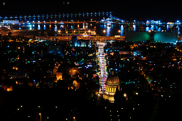 포토 JPG 해외이미지 나무 공원 종교 크리스마스 건축양식 휴가 산 사람없음 건물 장식 빛 항구 정원 도시 사찰 야간 지중해 언덕 신성 포트 계단식 천연기념물 사당 신앙심 이스라엘 해외포토 자연요소 식물 건축물 공공시설 기념일 건축 바다 종교건축 교통시설 서아시아 파일형식 이미지허브