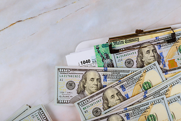 포토 JPG 해외이미지 지폐 돈 비즈니스 성공 사람없음 금융 경제 달러 미국 저축 계산기 문서 투자 법 수익 회계 계산서 마감 세금 수입 정부 환불 과세 해외포토 컨셉 북아메리카 문구용품 장비 재산 파일형식 이미지허브