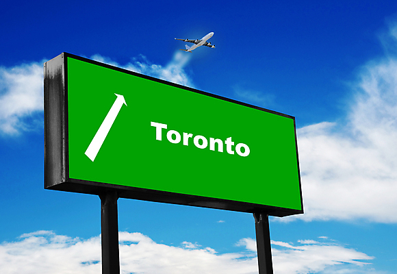 포토 JPG 해외이미지 도로 여행 백그라운드 컨셉 캐나다 비즈니스 가이드 텍스트 하늘 휴가 휴식 화살 비행기 사람없음 야외 초록색 여름 파란색 글로벌 흰색 시간 선택 방향 사인 토론토 대패 방법 해외포토 직업 계절 길 컬러 북아메리카 항공교통 교통시설 대중교통 파일형식 이미지허브