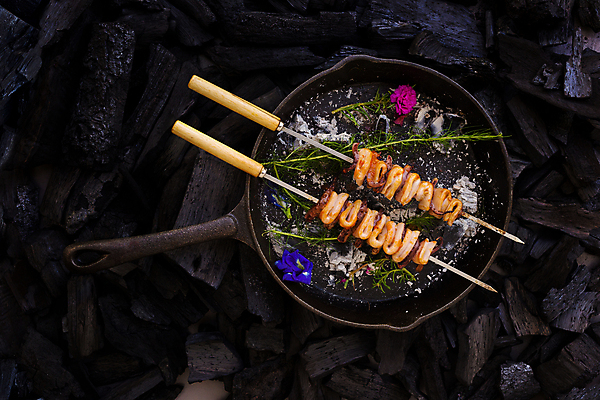 포토 JPG 해외이미지 동물 전통 아시아 음식 바다 백그라운드 다이어트 태국 자연 잉크 건강 요리 사람없음 식당 식사 저녁식사 신선 뜨거움 막대기 맛 그릴 난로 굽기 먹기 해산물 오징어 준비 문어 숯 해외포토 나라 컨셉 모션 주방용품 연체동물 상점 수중동물 난방기 구이 생태계 파일형식 이미지허브