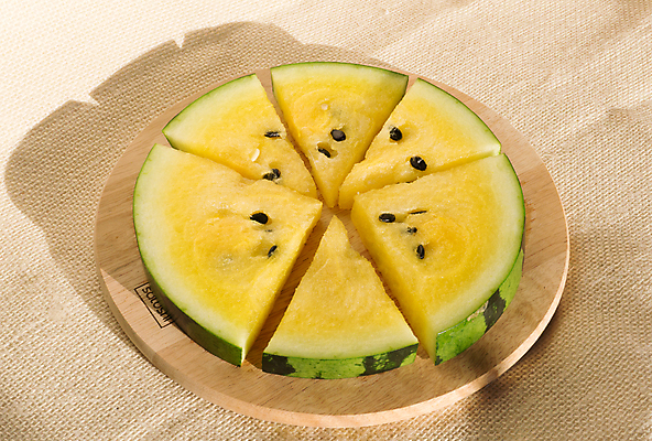 포토 JPG 해외이미지 열매 음식 조각 다이어트 과일 부분 자연 디저트 수박 건강 씨앗 동양인 사람없음 초록색 노란색 줄무늬 껍질 흰색 신선 원형 달콤 멜론 자르기 먹기 오브젝트 싱글 상쾌 질감 날것 고립 숙성 채식주의자 개조 해외포토 도형 식물 감정 컬러 무늬 모션 인종 맛 생태계 채식 파일형식 이미지허브