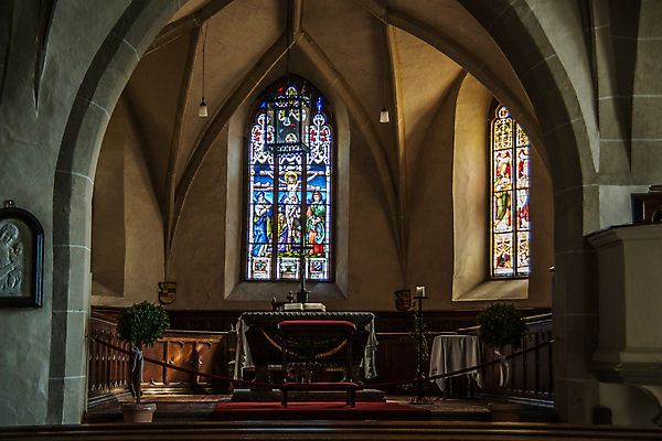 포토 JPG 해외이미지 벤치 벽돌 사람없음 건물 교회 기도 성 집중 해외포토 건축물 컨셉 의자 종교건축 파일형식 이미지허브