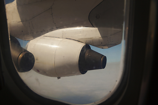 포토 JPG 해외이미지 구름 응시 여행 날개 의자 창문 교실 교통시설 유리 하늘 비행기 안테나 파노라마 풍경 사람없음 공중 여행객 우주 남아메리카 아래 고도 항공 승객 엔진 대패 제목 페루 해외포토 자연요소 시선 교육 가구 교통 통신 학교 항공교통 재질 대중교통 촬영기법 아메리카 사람 방향 시설 위치 파일형식 이미지허브