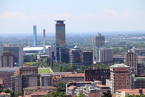 포토 JPG 해외이미지 디자인 외관 유럽 2 비즈니스 건축양식 창문 유리 하늘 새로움 아파트 풍경 사람없음 야외 건물 금융 경제 사무실 반사 탑 고층빌딩 이탈리아 궁전 도시 큼 땅 해외포토 건축물 건축 나라 컨셉 고건축 재질 주택 빌딩 크기 파일형식 이미지허브