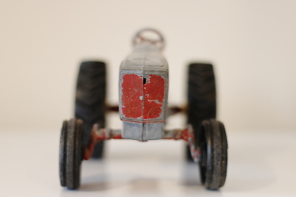 포토 JPG 해외이미지 모델 산업 어린이 상징 농업 교통시설 굴뚝 사람없음 초록색 농작물 장난감 농장 힘 기계 미니어처 에너지 수확 골동품 죽음 바퀴 역사 농부 수증기 눈금 복고 트랙터 기선 엔진 고립 고체 구식 밭일 보일러 복제 석탄 울퉁불퉁 해외포토 직업 컬러 교통 배_교통 사람 모형 농기계 시설 특수차량 파일형식 이미지허브